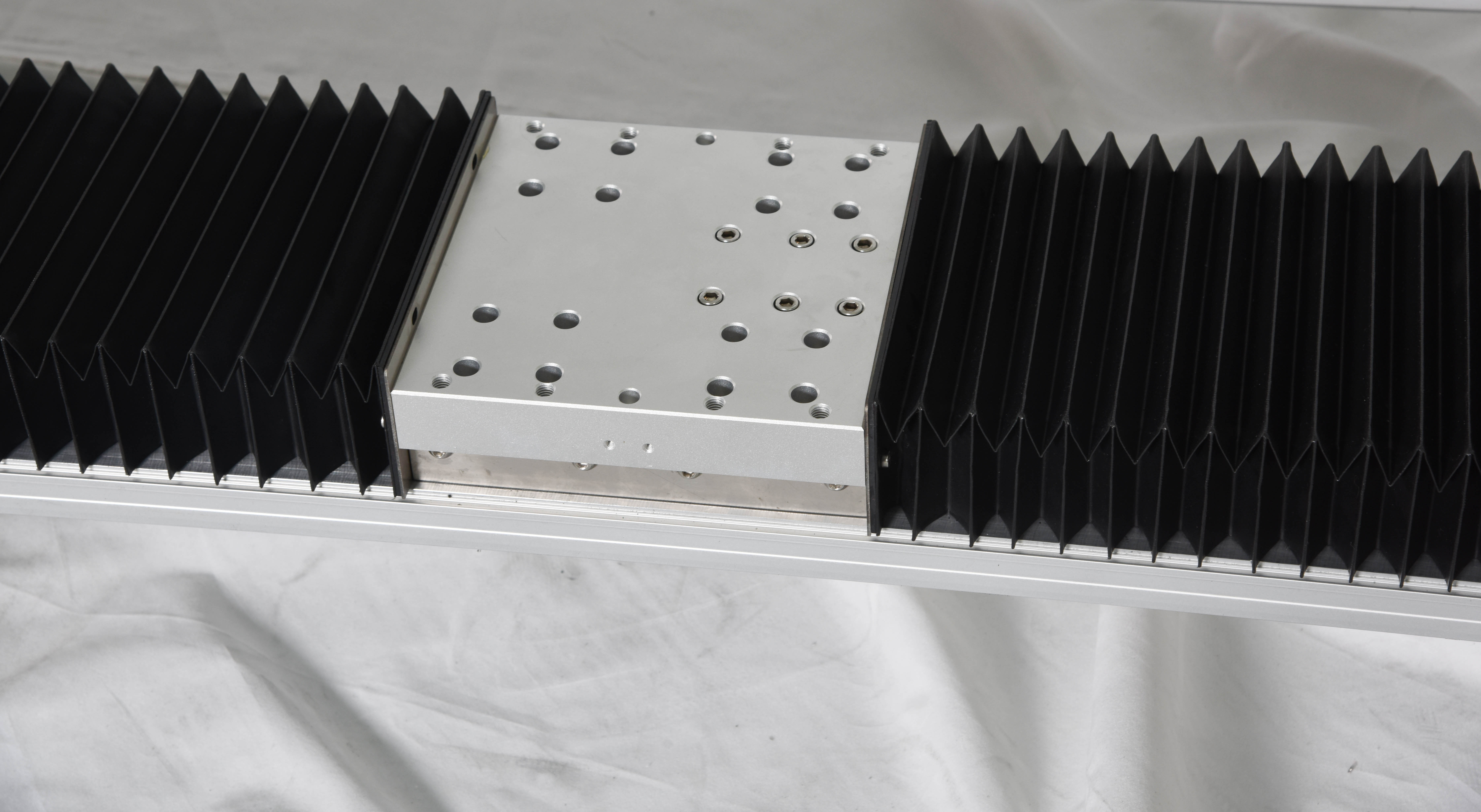 全封闭线性模组，直线模组风琴罩，封闭式滑台